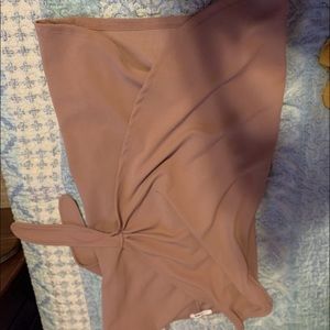 Dress nd bodysuits never worn